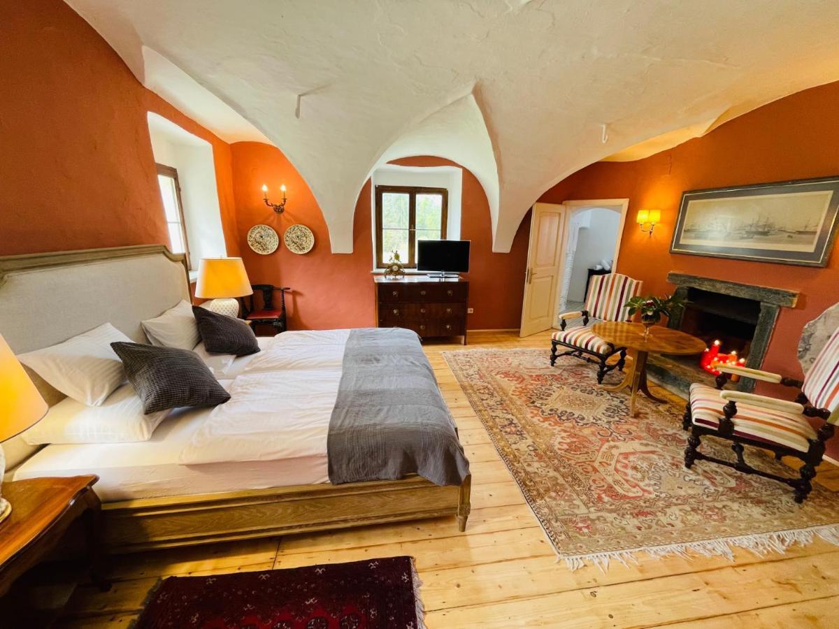 Schloss Moosburg Gaestehaus المظهر الخارجي الصورة